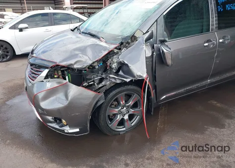 2011 Toyota Sienna Le V6/Le V6 Auto Access Seat from USA, damaged, VIN 5TDKK3DC9BS091956